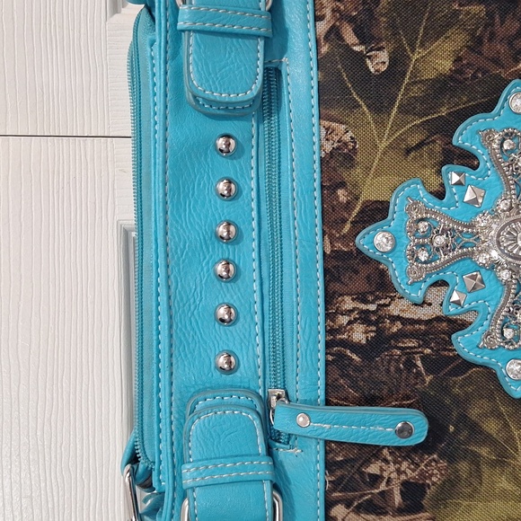 Faux leather and camouflage canvas studded rhinestone crossbody bag - teal/green - Picture 2 of 12